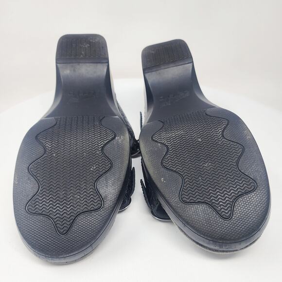 Dansko Sophie 2 Strap Sandal EU40/US9.5-10 Black Tropical Floral Emboss Leather - Picture 12 of 13